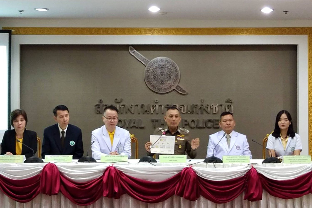 ตำรวจแถลงผลนิติเวชสาวแม่ลูกอ่อนดับเพราะยาลดอ้วนหมอเดียร์ ตำรวจแถลงผลนิติเวชสาวแม่ลูกอ่อนดับเพราะยาลดอ้วนหมอเดียร์