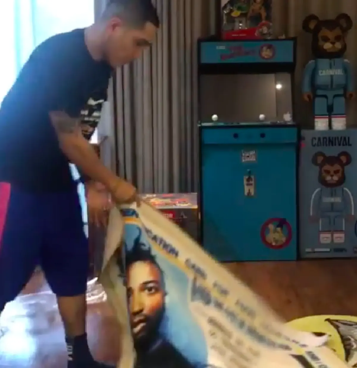 ส่องคอนโดแร็ปเปอร์สุดเท่ "โต้ง ทูพี” กับสไตล์บ่งบอกความเป็นตัวเอง พร้อมของสะสมหายากทั่วห้อง