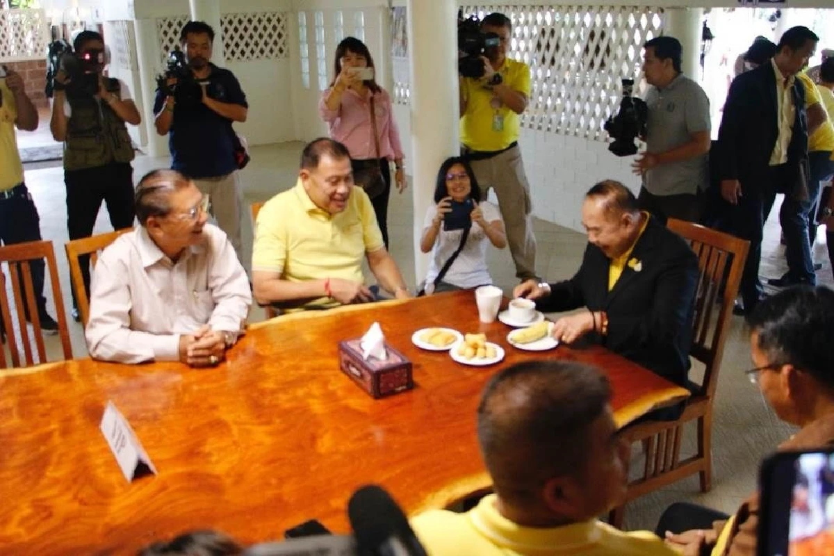 "บิ๊กป้อม"ร่วมสัมมนาพลังประชารัฐ ก่อนตรวจภัยแล้งที่โคราช