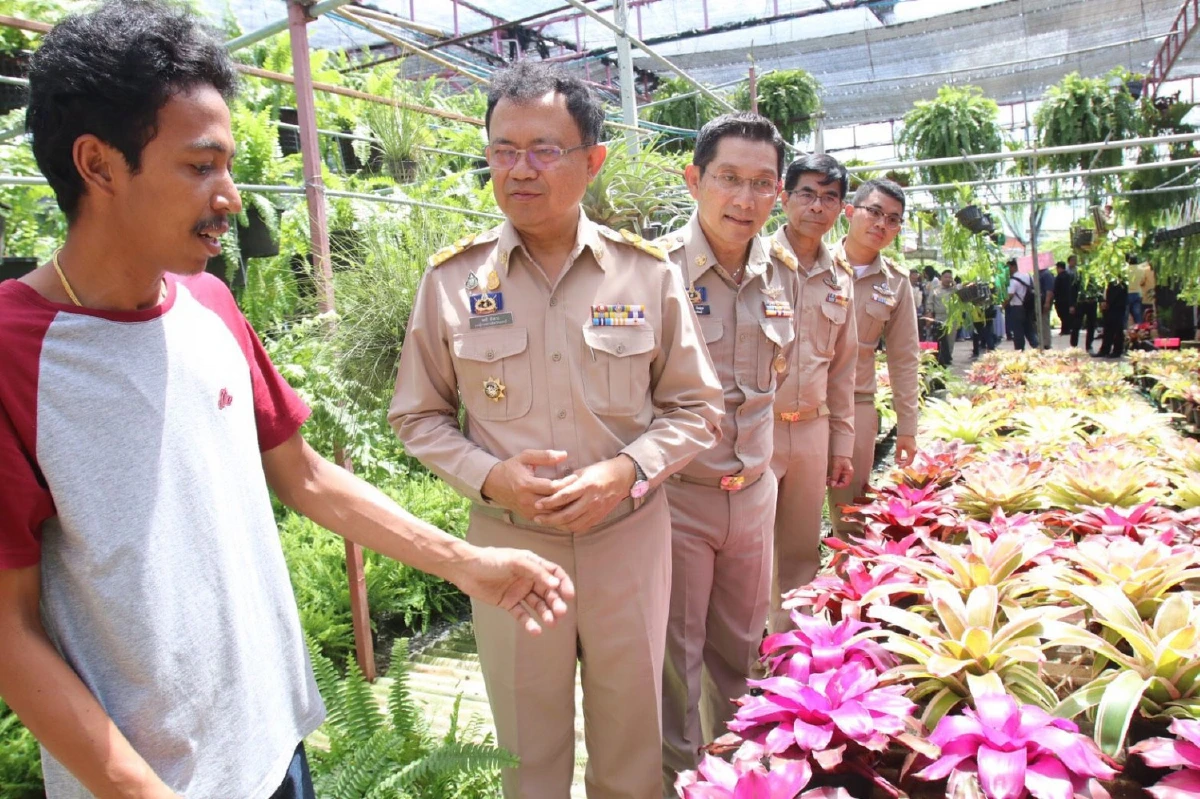 เปิดยิ่งใหญ่งาน“ถนนพรรณไม้งามเฉลิมพระเกียรติ”