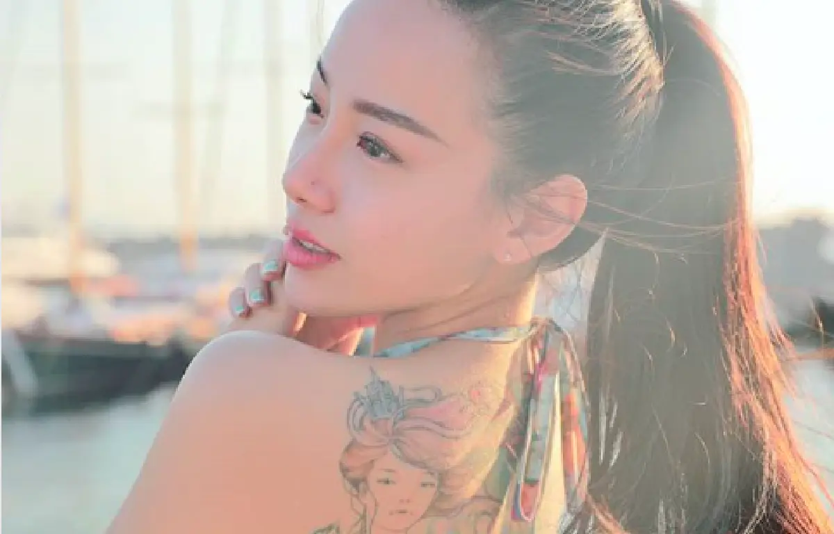 ทริปแฮปปี้ของ "ออม สุชาร์” ควงหวานใจ “แอมป์” และเพื่อนรัก "ทับทิม มัลลิกา" จัดทริปยุโรป
