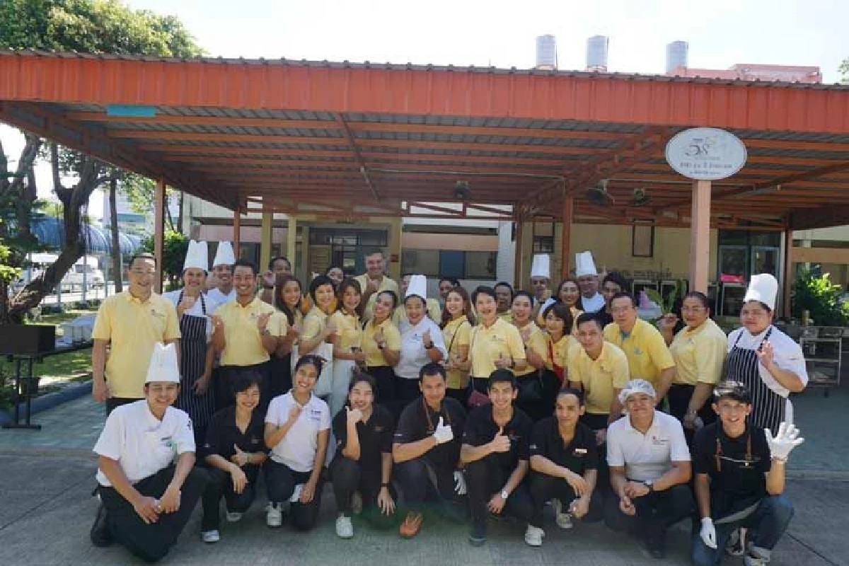 โรงแรมแบงค็อก แมริออท มาร์คีส์ ควีนส์ปาร์ค ร่วมกับโรงพยาบาลตำรวจ จัดกิจกรรมเฉลิมพระเกียรติ เนื่องในวันเฉลิมพระชนมพรรษาพระบาทสมเด็จพระเจ้าอยู่หัว