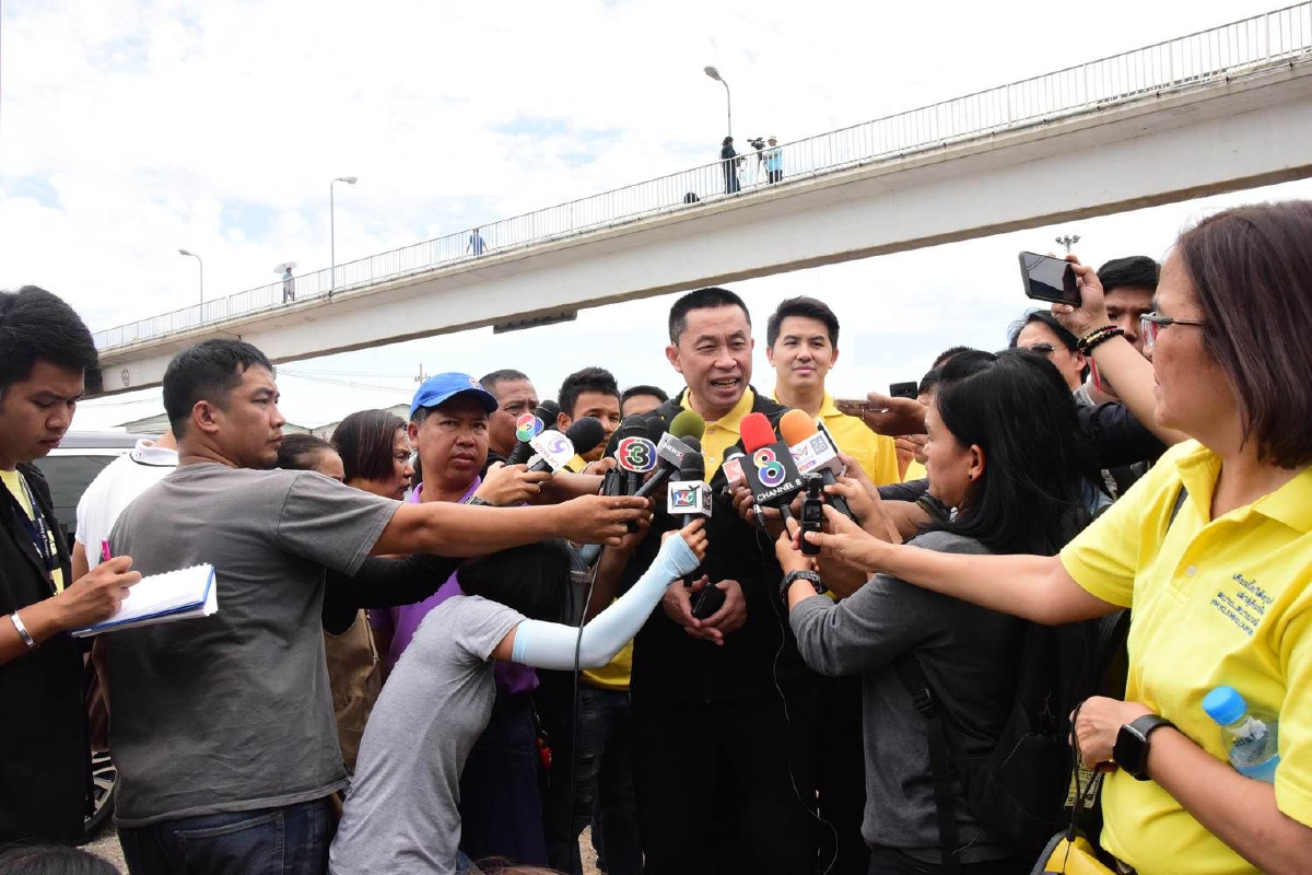 "ศักดิ์สยาม"ติดตามความคืบหน้าโครงการปรับปรุงถนนพระรามสอง "ศักดิ์สยาม"ติดตามความคืบหน้าโครงการปรับปรุงถนนพระรามสอง