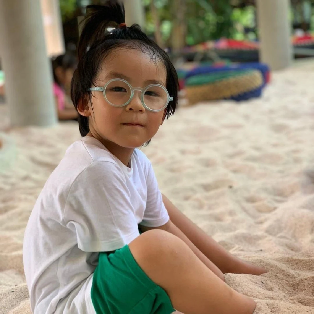 เปิ้ล นาคร ปลื้มมาก น้องออกู๊ด วัย 3 ขวบ โชว์ขี่เจ็ตสกีครั้งแรกในชีวิต (คลิป)