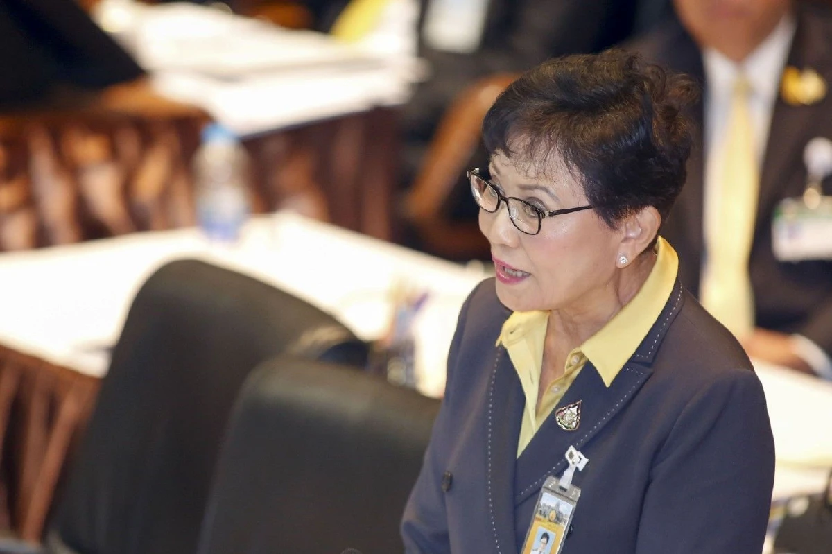 กระดูกสันหลังคดในเด็ก สัญญาณเตือนที่พ่อแม่ควรสังเกต พร้อมแนวทางแก้จาก รมช.ศึกษาธิการ