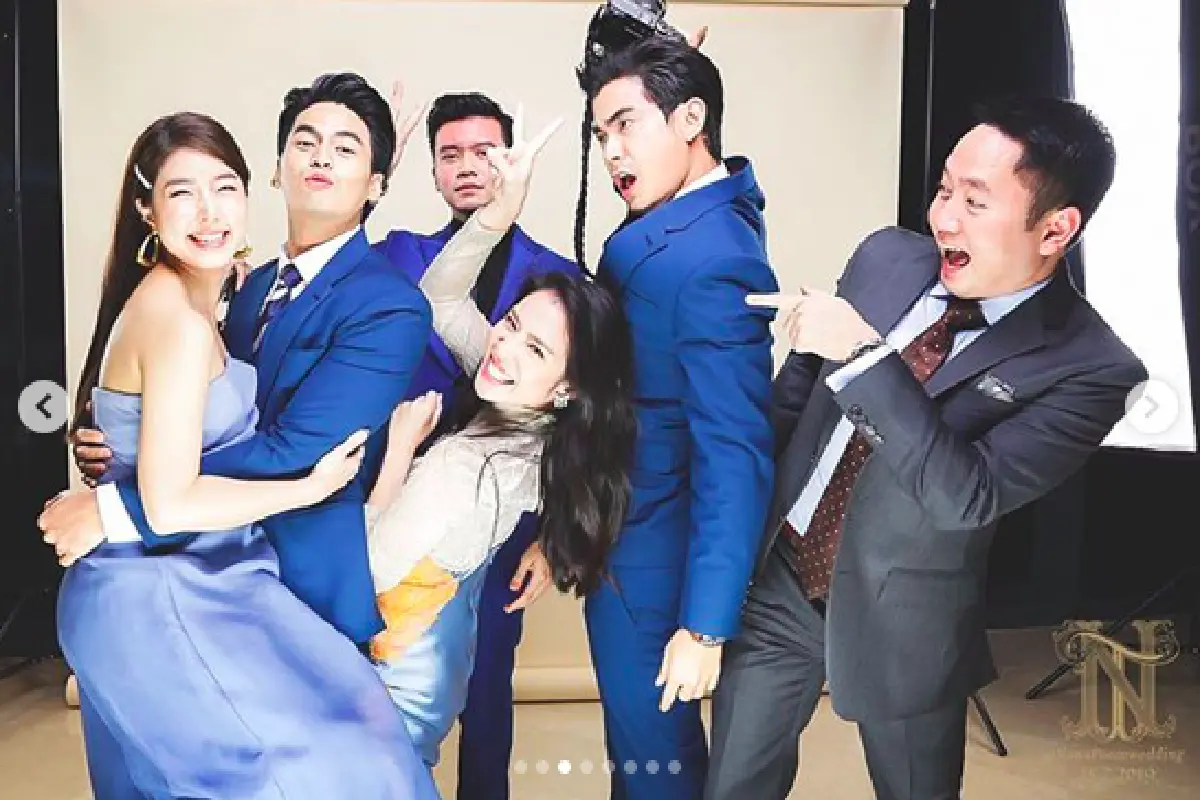 “ฮั่น-จียอน" ควงแขนไปงานแต่ง หวานจนนึกว่าถ่ายพรีเวดดิ้งเอง