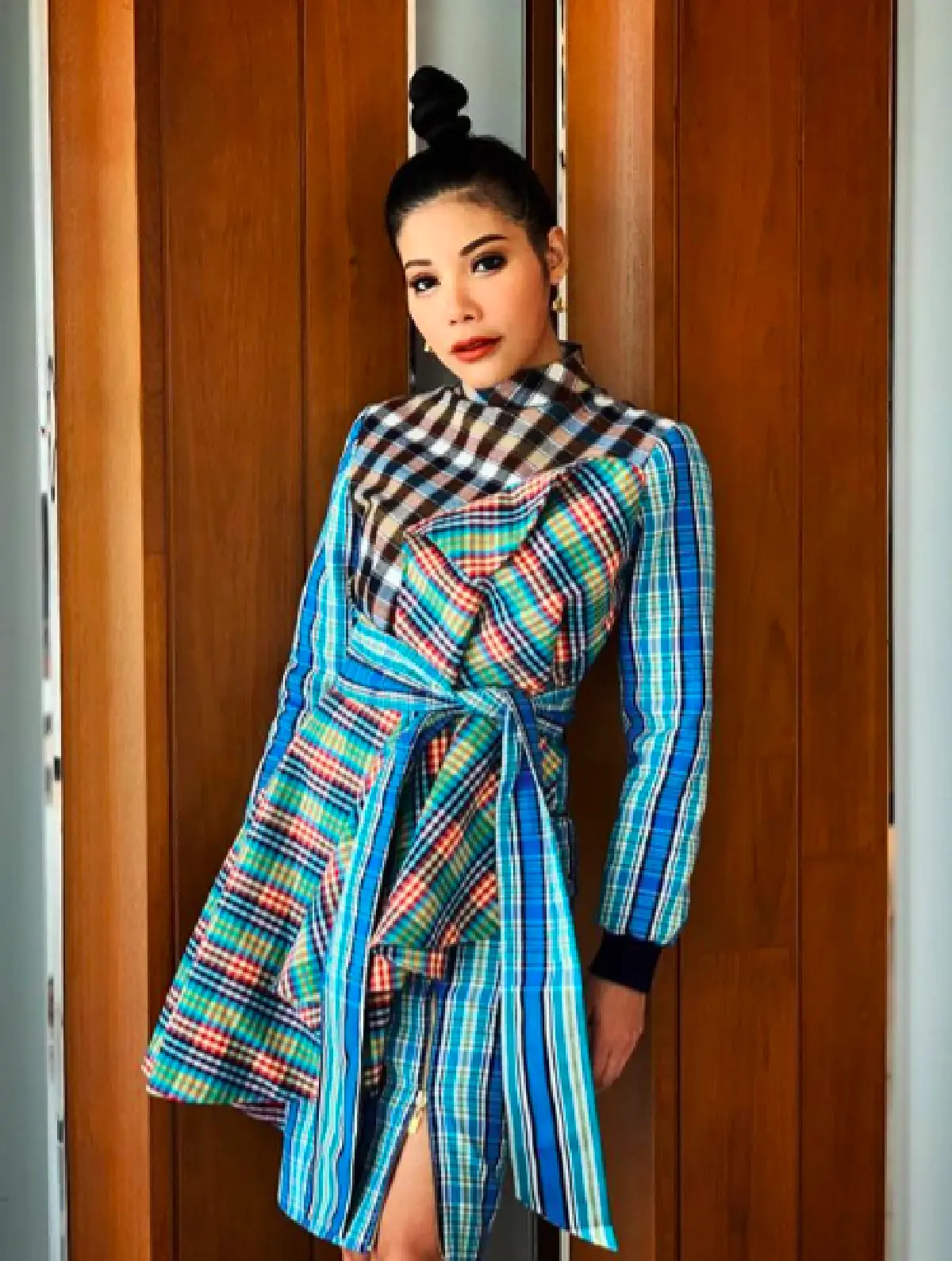 "แหวนแหวน" ชวนตะลึง! โชว์เอวทรงนาฬิกาทราย บ่นเสียดายไม่ถึงเป้า 19 นิ้ว