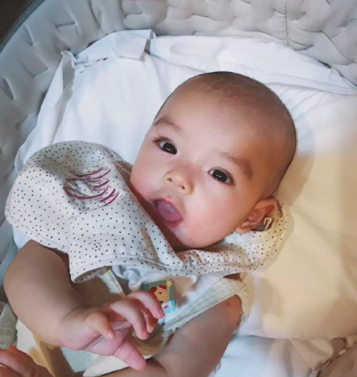 ยิ่งโตยิ่งน่ารัก “น้องเรน” ลูกสาว “เนม-ป้อ” แววสวยมาเต็มมาก
