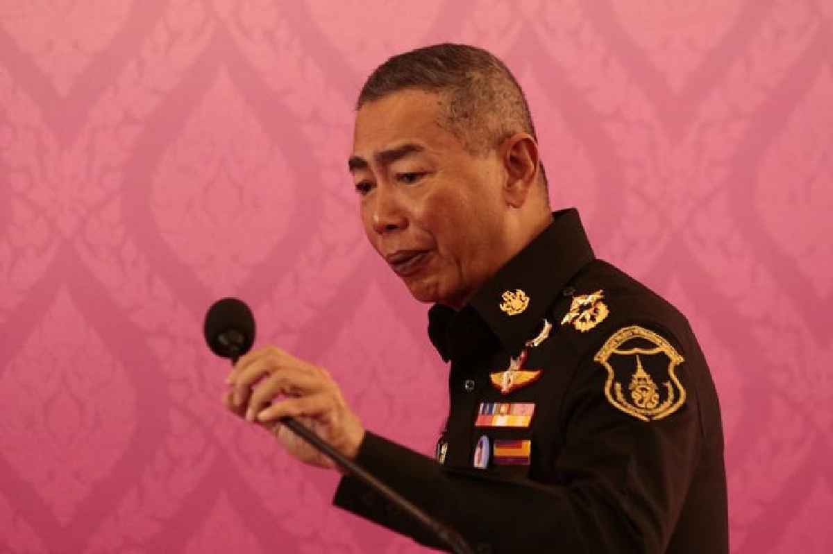 "บิ๊กแดง" ฟันธง กลุ่มแนวคิดเดิมๆ วางบึ้ม กทม. "บิ๊กแดง" ฟันธง กลุ่มแนวคิดเดิมๆ วางบึ้ม กทม.