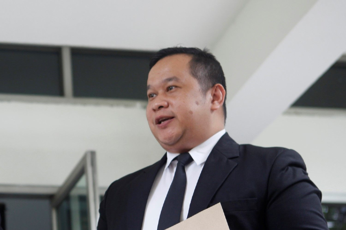 โฆษกเพื่อไทยแนะรัฐบาลลดงบซื้ออาวุธไปติดกล้องวงจรปิดเพิ่ม โฆษกเพื่อไทยแนะรัฐบาลลดงบซื้ออาวุธไปติดกล้องวงจรปิดเพิ่ม