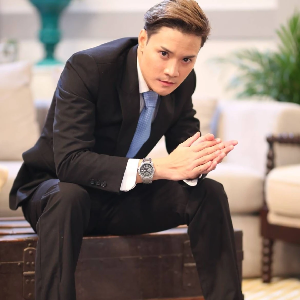 กลางวันเป็นชาย/กลางคืนเป็นหญิง "สุภัทรภณ กสิกรรม" หนุ่มบ่อกุ้งสู่ "แดร็กควีน"