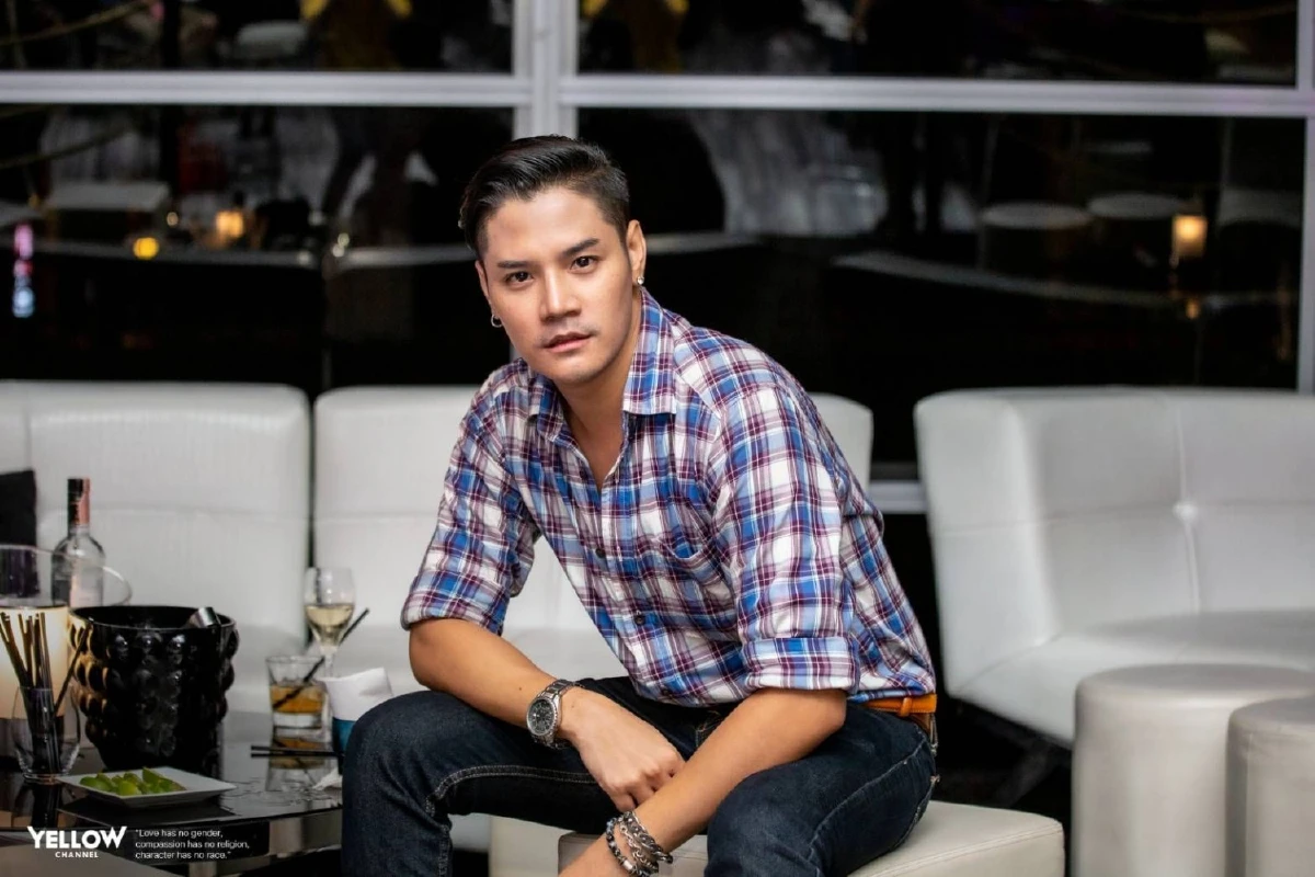 กลางวันเป็นชาย/กลางคืนเป็นหญิง "สุภัทรภณ กสิกรรม" หนุ่มบ่อกุ้งสู่ "แดร็กควีน"