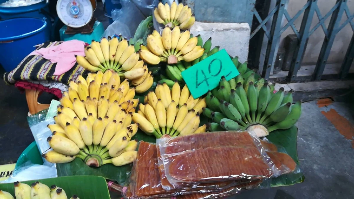 แม่ค้ากล้วยทอดจ๊าก! กล้วยน้ำว้าพุ่งสูงในรอบปีหวีละ 40 บาท