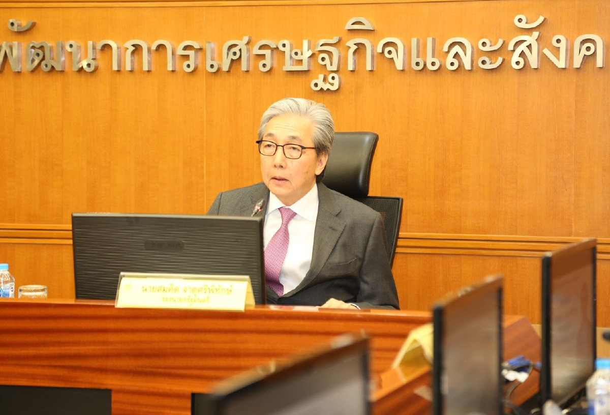 "สมคิด"มึนพ.ร.บ.งบประมาณยังไม่เข้าสภาฯฝ่ายค้านจะอภิปรายฯกันแล้ว "สมคิด"มึนพ.ร.บ.งบประมาณยังไม่เข้าสภาฯฝ่ายค้านจะอภิปรายฯกันแล้ว