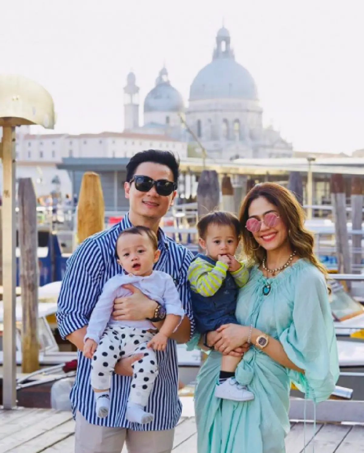 ส่องเค้กวันเกิดอายุ 42 ของ “พ่อน็อต” สามีคนเก่ง “แม่ชม” ที่แฝงความหมายดีๆ