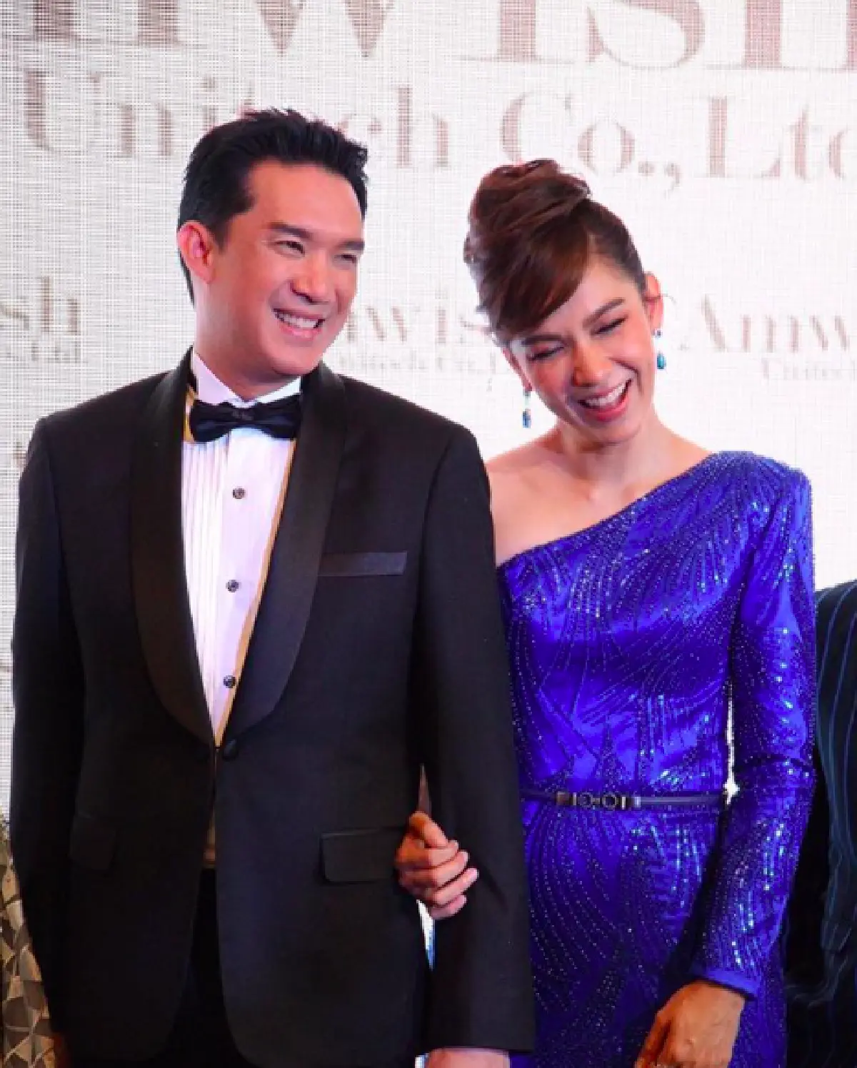 กำลังใจล้น “บรู๊ค” ผ่าตัดก้อนเนื้อที่ต่อมไทรอยด์ “กบ” พาลูกเฝ้าข้างเตียง