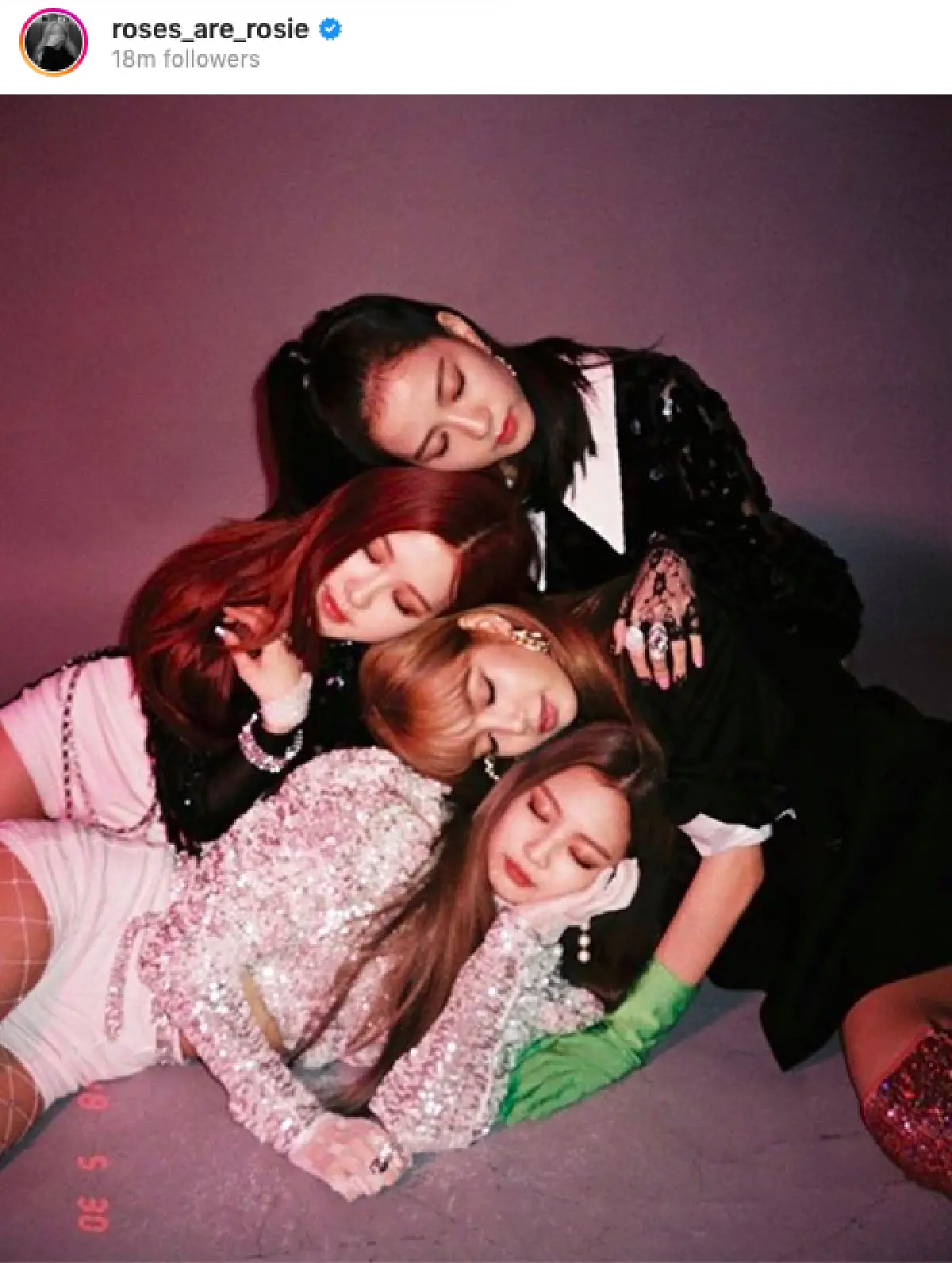 บลิ๊งค์ทั่วโลกร่วมกันฉลองครบรอบ 3 ปี ให้กับ 4 สาว “BLACKPINK”