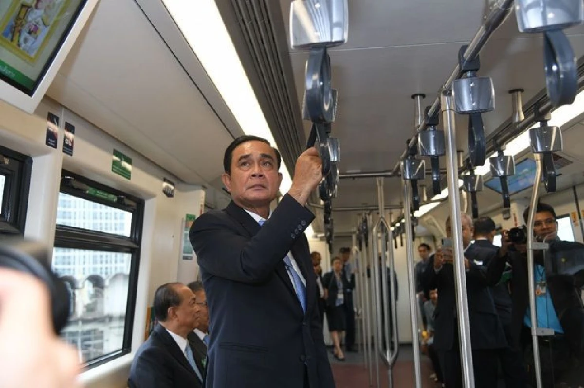 "บิ๊กตู่" ย้ำ ทำงานเต็มที่ ไม่ต้องห่วง ไม่ไปไหน