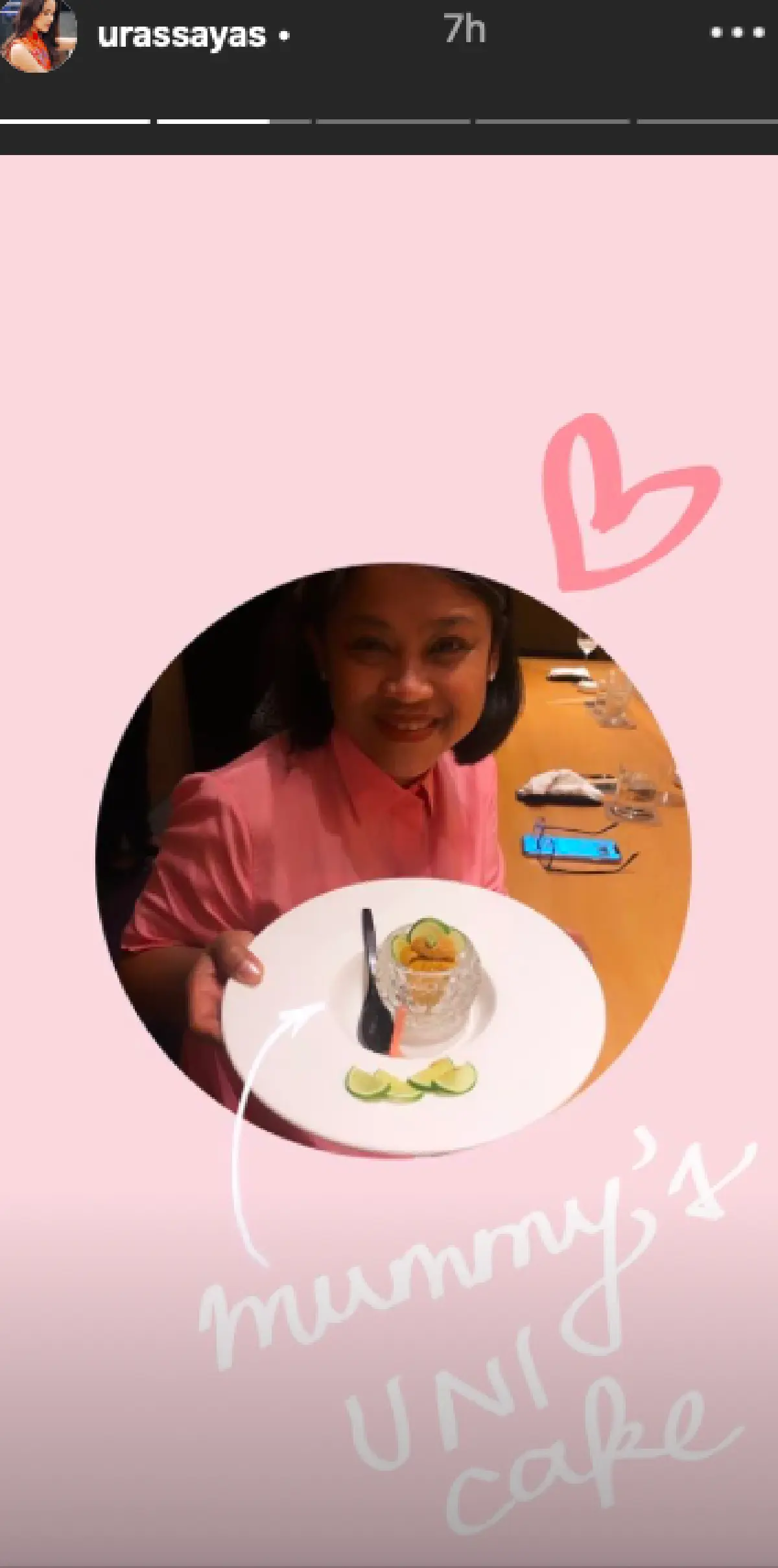 ทีมเวิร์ค! “ญาญ่า-ณเดชน์” ชวน “แม่แก้ว” ดินเนอร์ฉลองวันเกิดให้ “แม่ปลา”