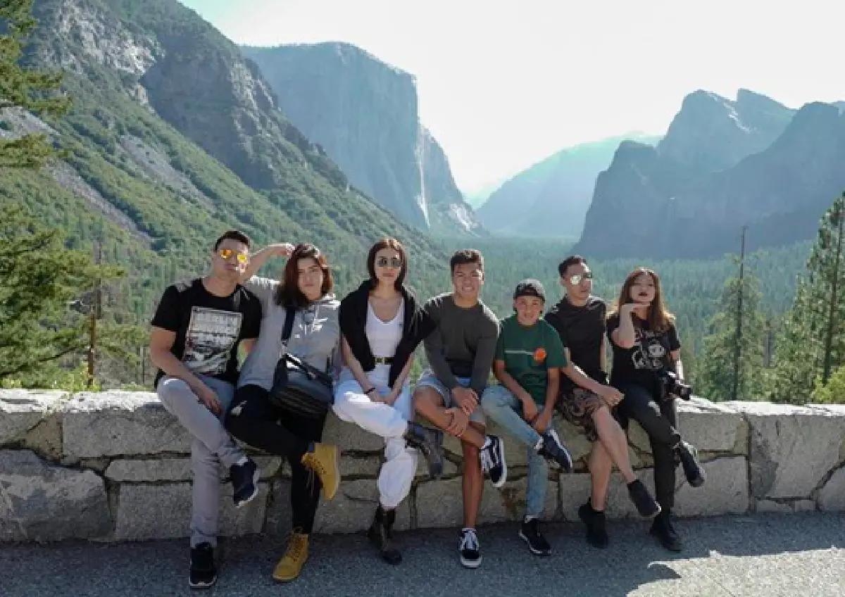 "คิม” พา “หมาก” ร่วมทริปครอบครัว พักผ่อนหย่อนความหวานที่อเมริกา