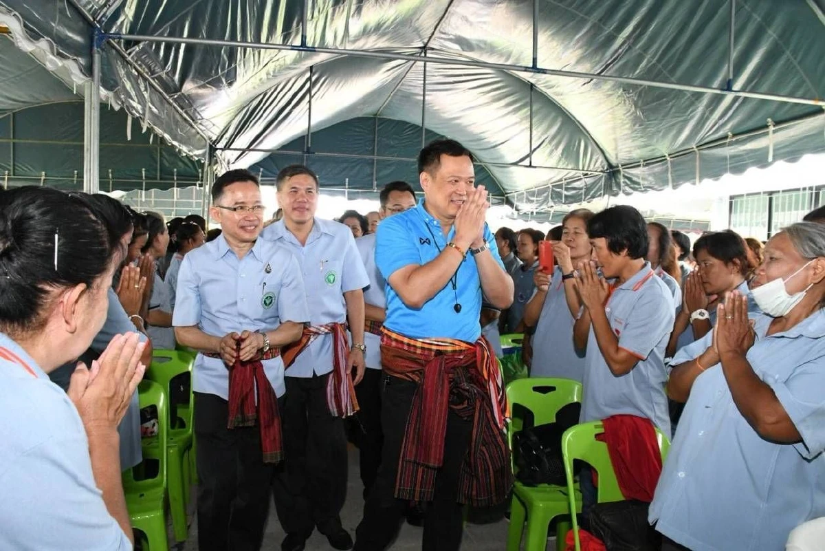 "อนุทิน"ควง "ทรงศักดิ์"บินด่วน เร่งแก้ "รพ.สุรินทร์" ขาดน้ำ