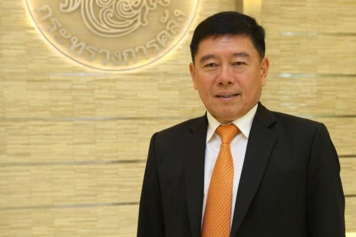 ธนารักษ์ปราบจริงปลอมเหรียญแพรแถบ ธนารักษ์ปราบจริงปลอมเหรียญแพรแถบ