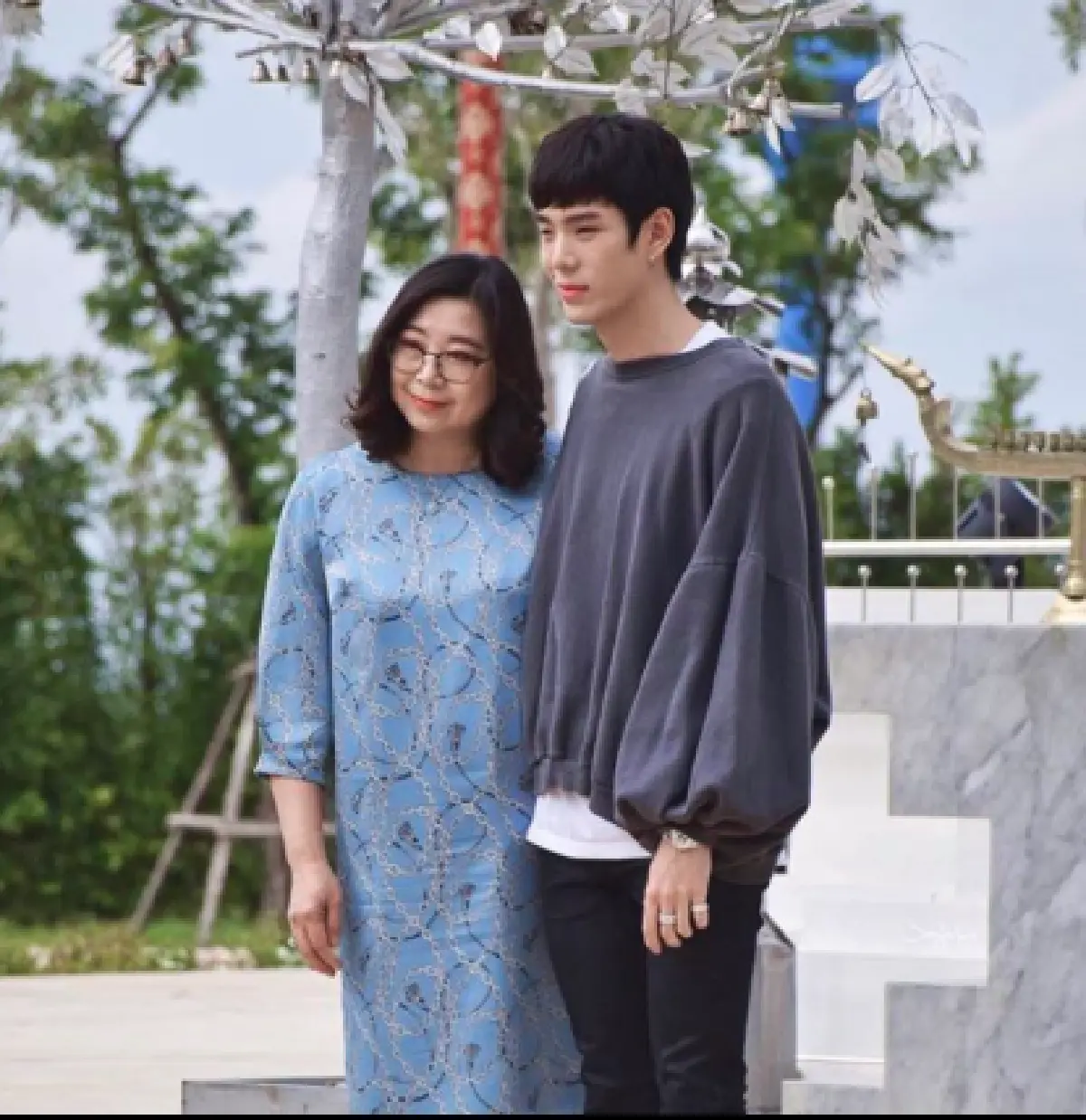 ส่องภาพคนบันเทิงลงรูปคู่-บอกรักคุณแม่ ในเทศกาลวันแม่แห่งชาติปี 62