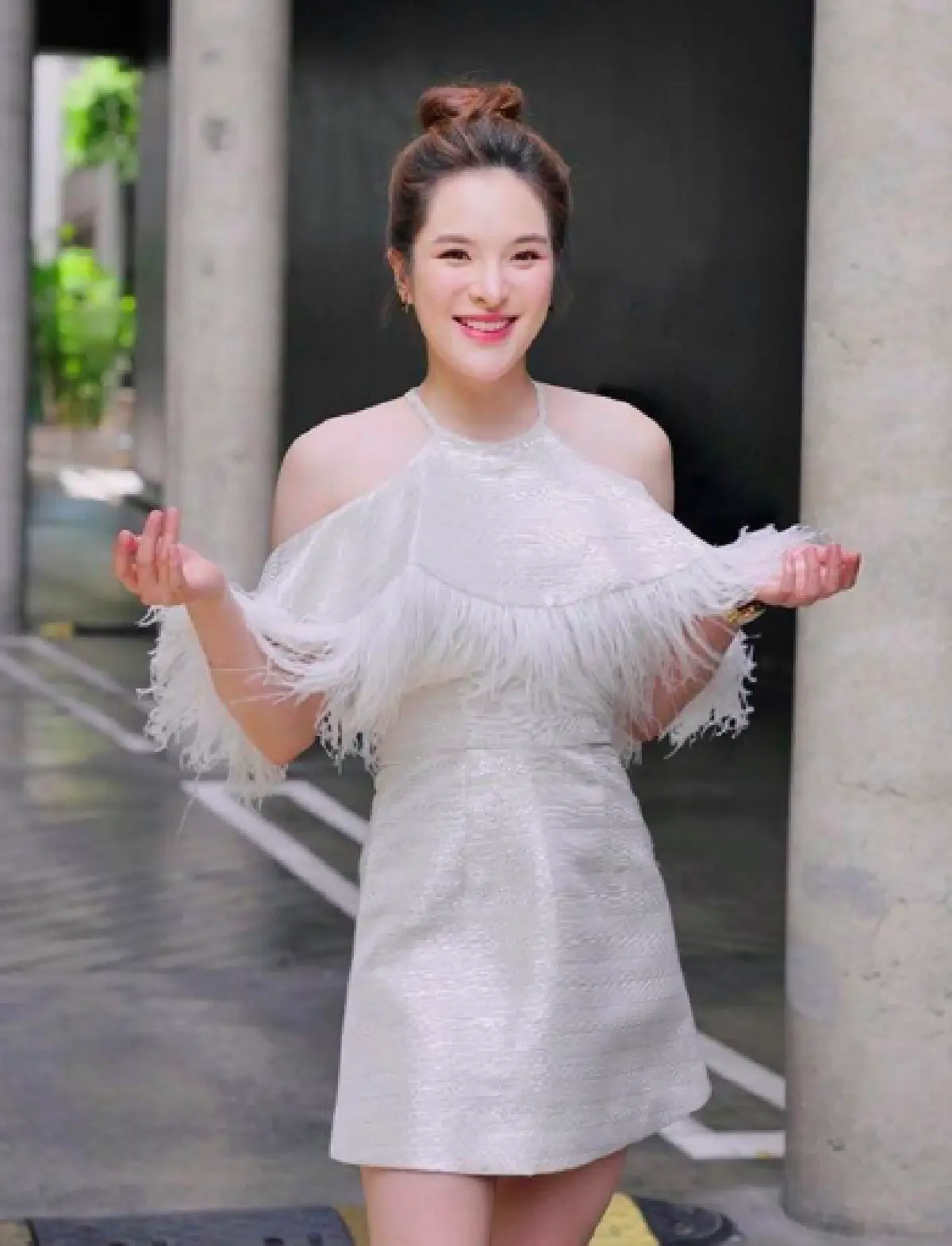 ส่องภาพนางเอกวัยรุ่น “ปันปัน สุทัตตา” ยิ่งโตยิ่งแซ่บ แถมผิวขาวออร่าหนักมาก