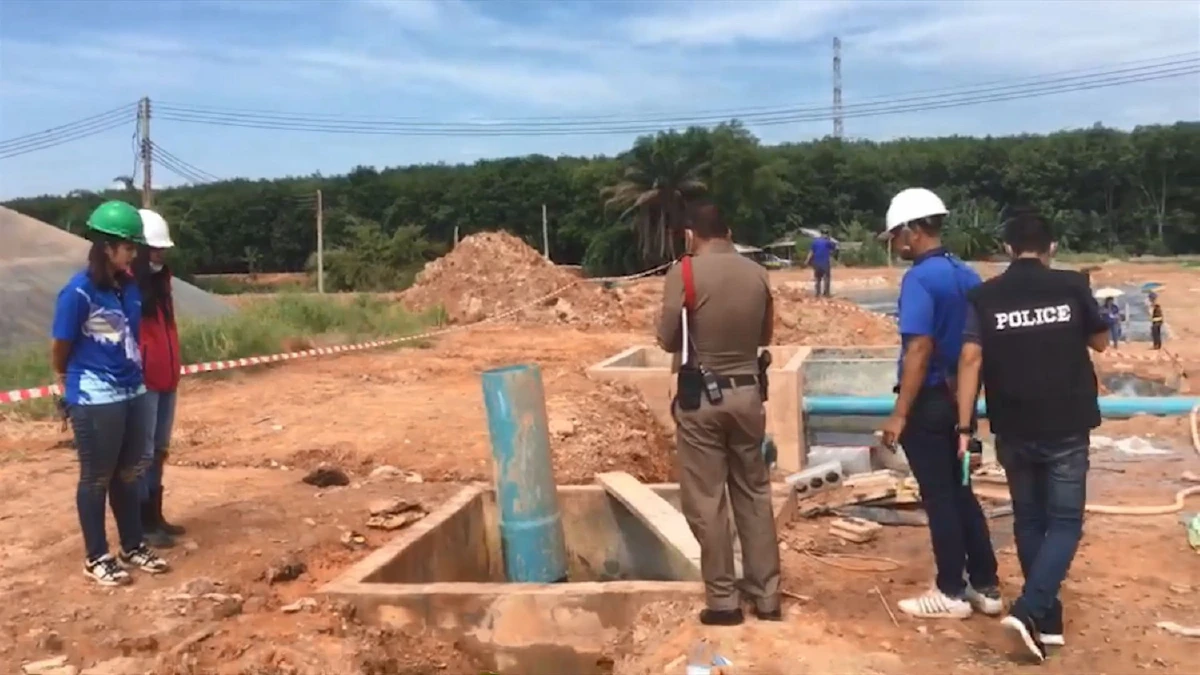 ด่วน! คนงานลงไปซ่อมท่อระบบบำบัดน้ำเสียขาดอากาศหายใจตาย 4 สาหัส 1