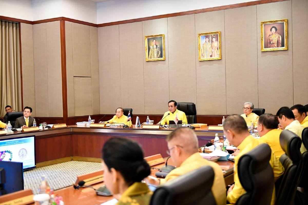 ชุดใหญ่! ครม.ไฟเขียวแต่งตั้งข้าราชการการเมืองหลายกระทรวง ชุดใหญ่! ครม.ไฟเขียวแต่งตั้งข้าราชการการเมืองหลายกระทรวง