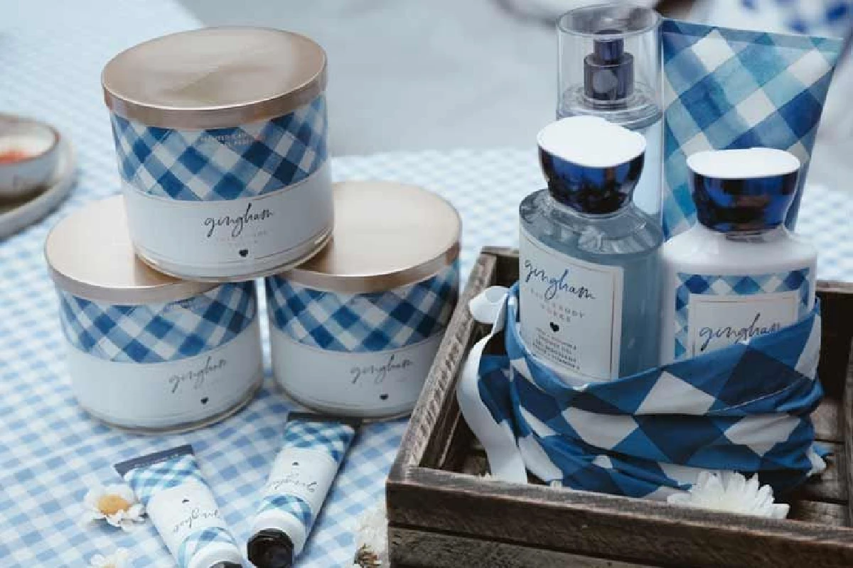 Bath and Body Works เปิดตัวผลิตภัณฑ์คอลเลคชั่น Gingham นี้ให้กลิ่นหอมที่สดชื่น และ ยังช่วยบำรุงผิวต่างๆที่ช่วยให้ผิวของคุณนุ่มชุ่มชื้นไปตลอดทั้งวัน