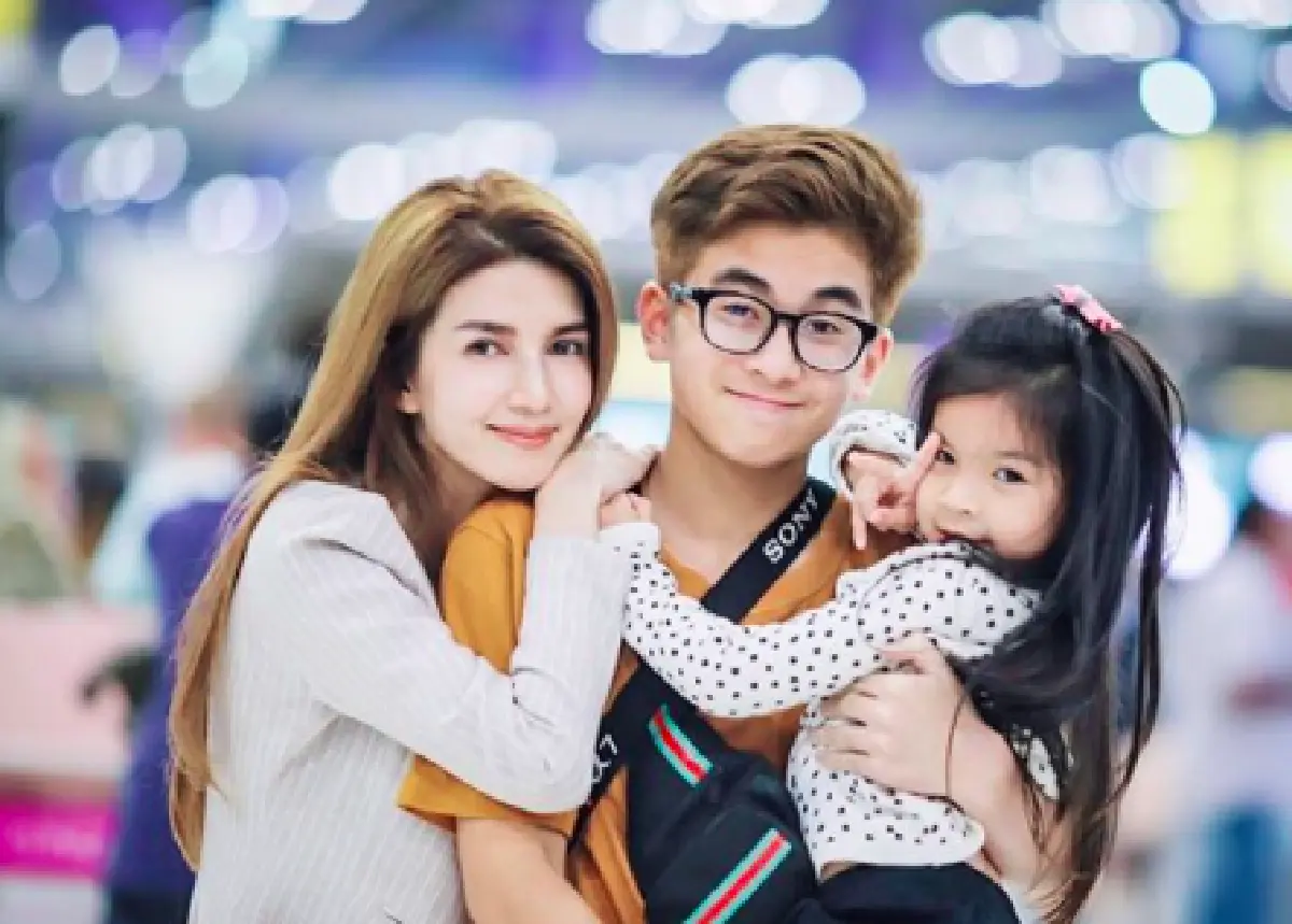 ส่องภาพ “น้องออโต้” ลูกชายคนเก่ง “แม่โบว์” ออร่าพุ่งแรงส่อแววซุปตาร์