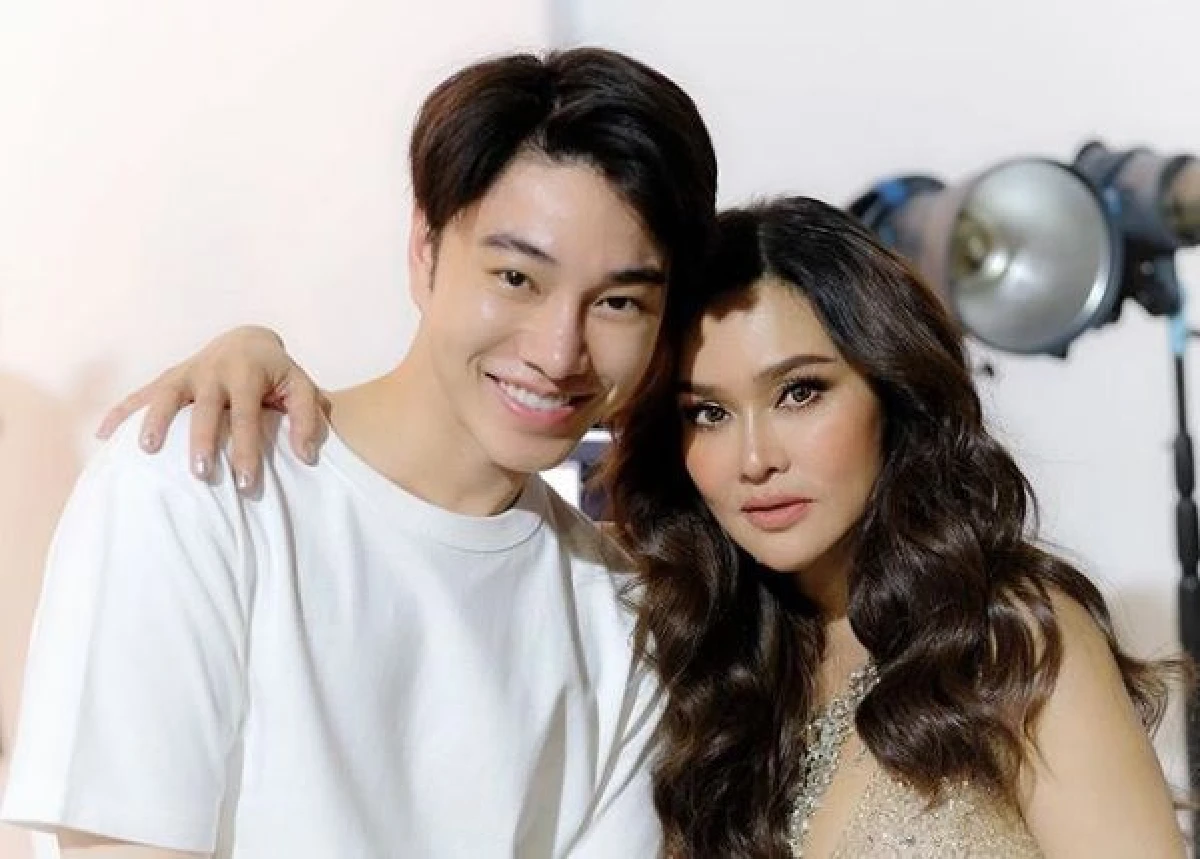 50 แล้วก็แซ่บได้! ใหม่ เจริญปุระ ปรับลุคสวยสะดุ้งพุ่งแรงเมคอัพโดย น้องฉัตร