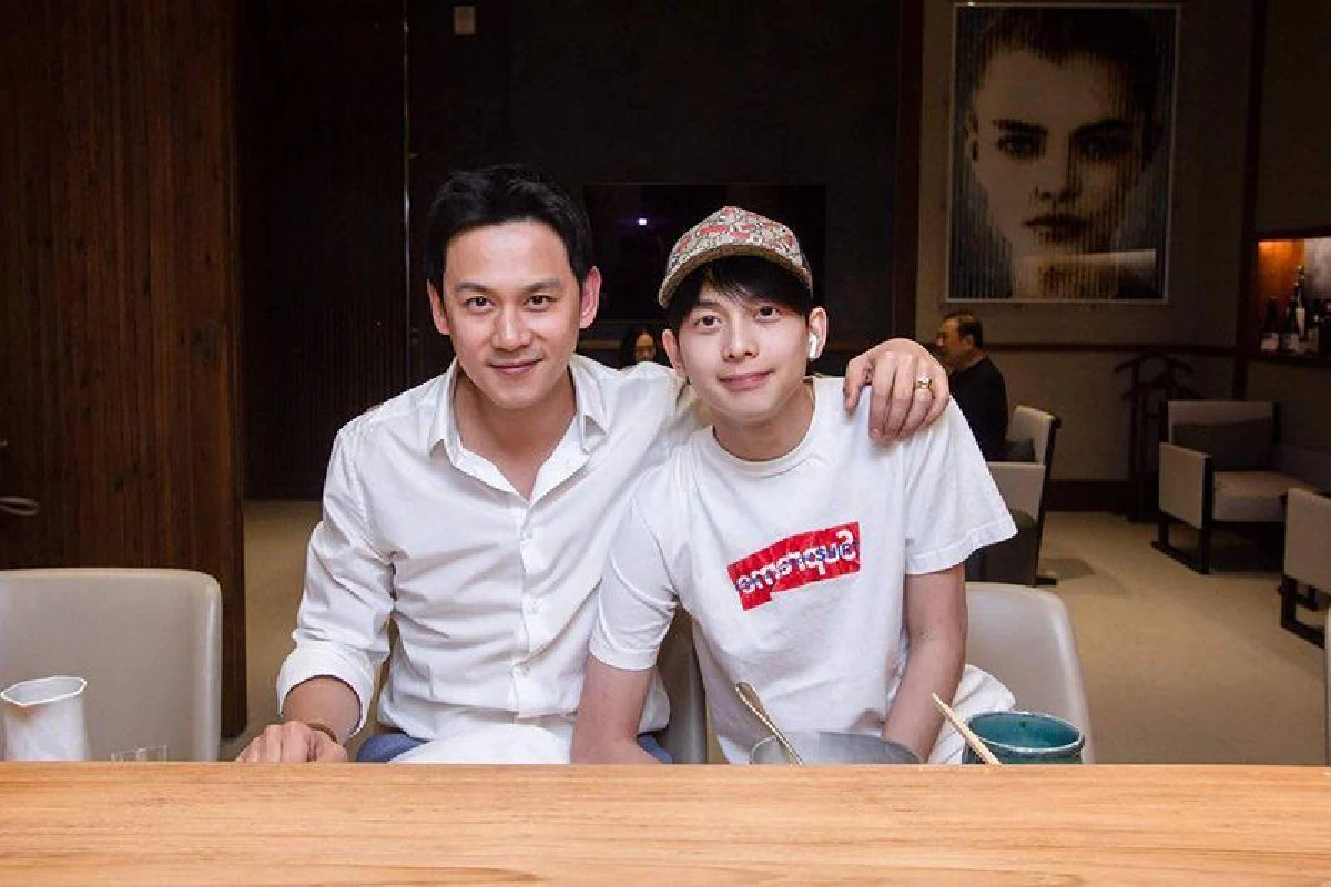 ฟลุค เกริกพล เผยรูปคู่ น้องอชิ ทริปนิวซีแลนด์ พร้อมบอก #ลูกพ่อหล่อบอกต่อได้
