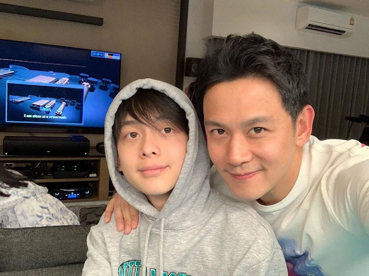 ฟลุค เกริกพล เผยรูปคู่ น้องอชิ ทริปนิวซีแลนด์ พร้อมบอก #ลูกพ่อหล่อบอกต่อได้