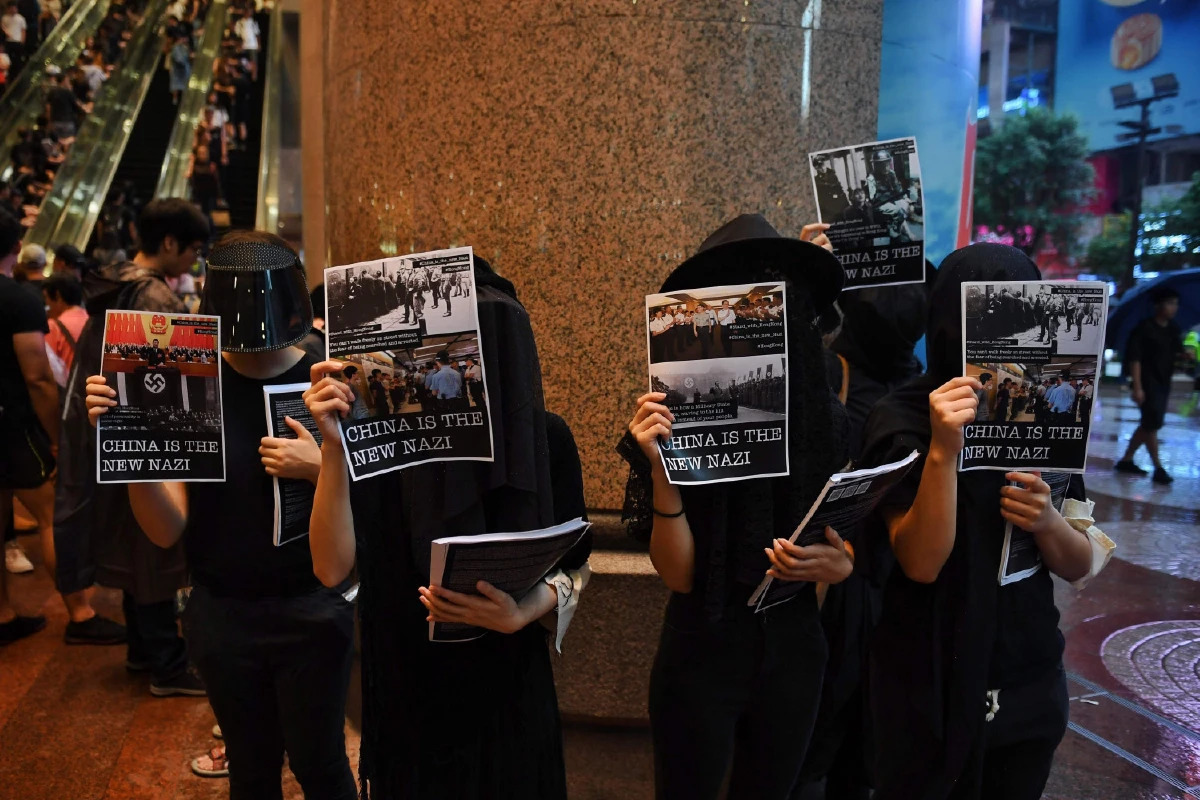 ภาพชุดคลื่นมหาชนมาด้วยใจฮ่องกงสู้ฝนชุมนุมใหญ่