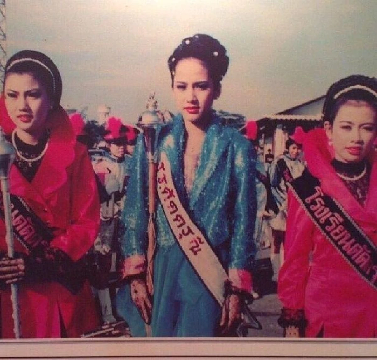 ส่องภาพคนบันเทิงสาวสวย..ที่สมัยเรียนเคยเป็น "ดรัมเมเยอร์" มาก่อน