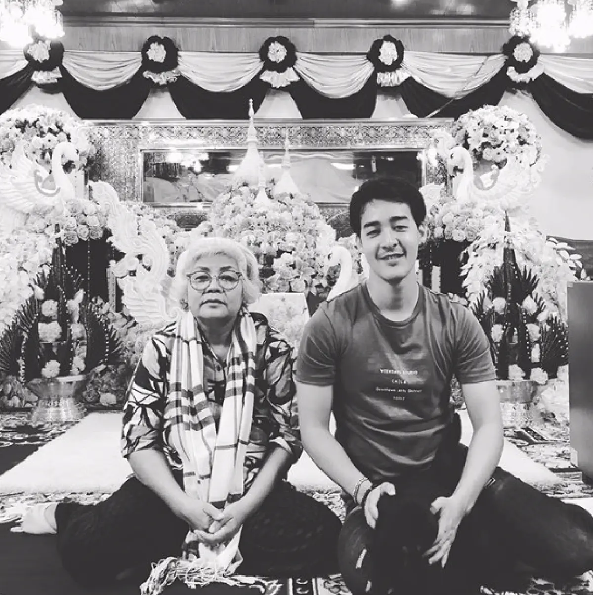 "หม่อมเอ็ม” สุดเศร้า! ปาฏิหาริย์ไม่มีจริง สูญเสียคุณแม่จากโรคมะเร็งต่อมน้ำเหลือง