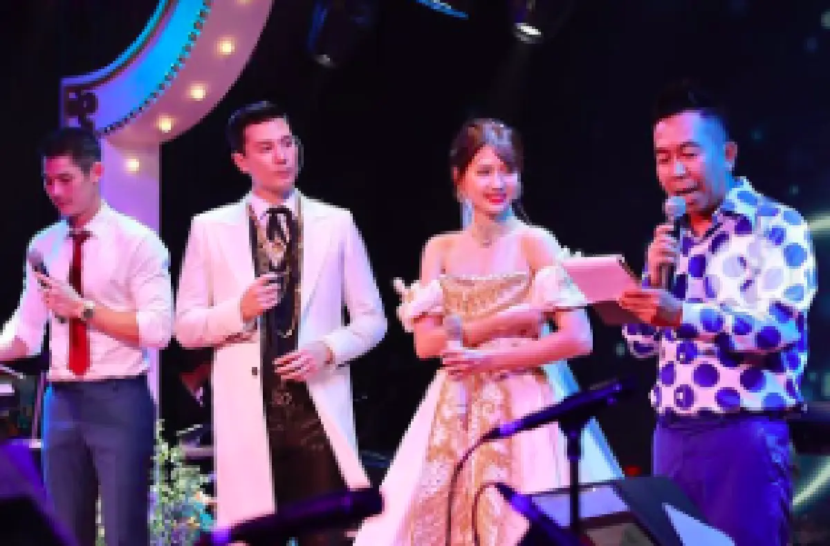 ส่องภาพบรรยากาศงานแต่ง "โดม-เมทัล" จัดเต็มสมชื่อ Wedding Concert  ดารามาเกือบทั้งวงการ
