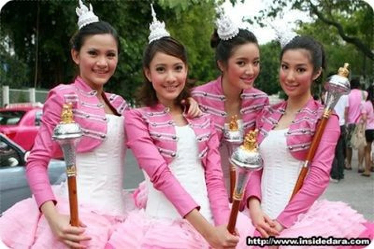 ส่องภาพคนบันเทิงสาวสวย..ที่สมัยเรียนเคยเป็น "ดรัมเมเยอร์" มาก่อน