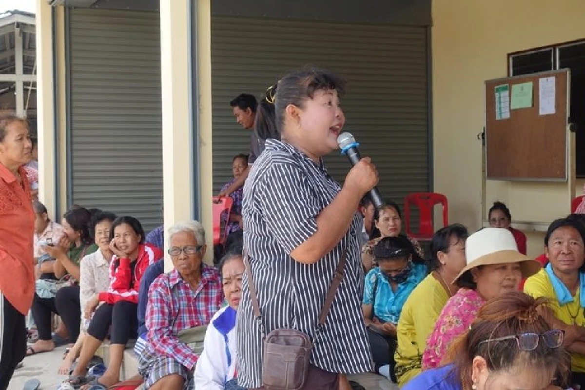 ชาวบ้านเขาดิน ท้ากลุ่มการเมืองนอกกรอบประชันเวทีเสวนา ร่วมไขข้อข้องใจ "บลูเทคซิตี้"