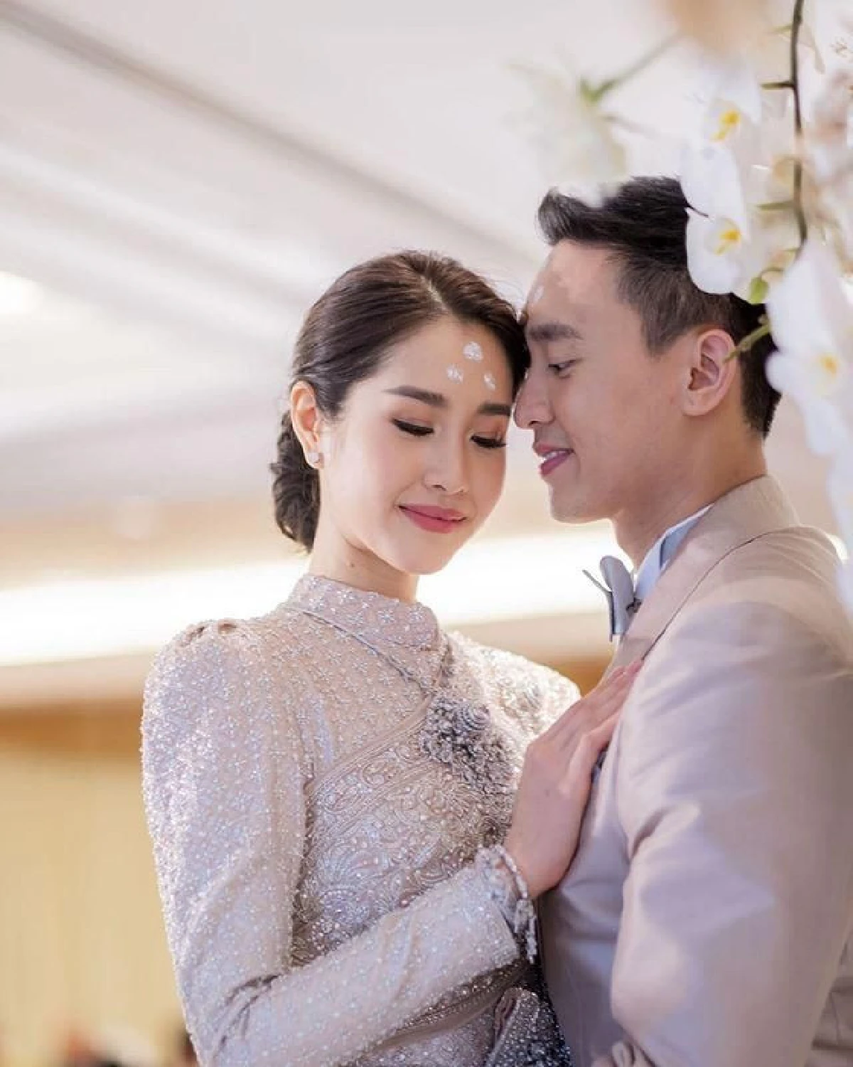 “เติม เติมตระกูล” จัดพิธีหมั้นสู่ขอ "ซี หทัยภัทร” พร้อมสินสอดสมน้ำสมเนื้อ หลังคบหากันมา 9 ปี