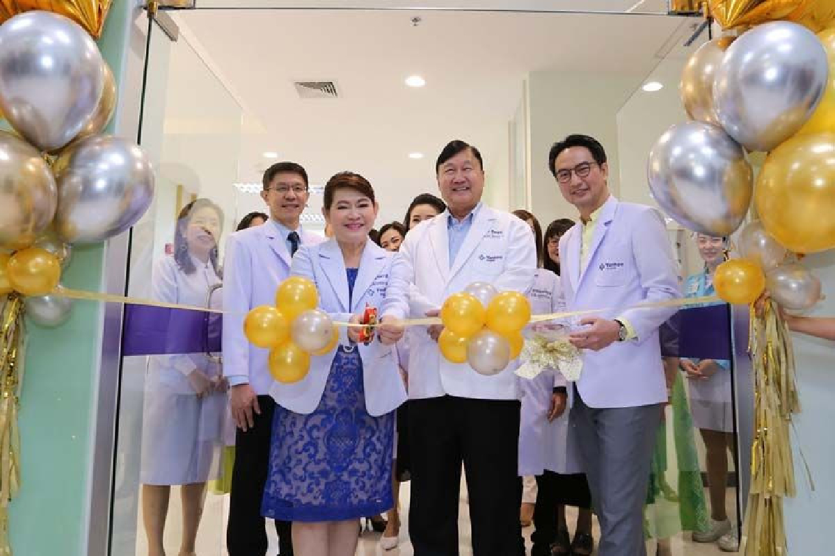 ยันฮี เดินแผนขยายธุรกิจสวนกระแสเศรษฐกิจ ทุ่มงบ 50 ล้านบาท เปิดศูนย์ศัลยกรรมขากรรไกรครบวงจร ยันฮี เดินแผนขยายธุรกิจสวนกระแสเศรษฐกิจ ทุ่มงบ 50 ล้านบาท เปิดศูนย์ศัลยกรรมขากรรไกรครบวงจร