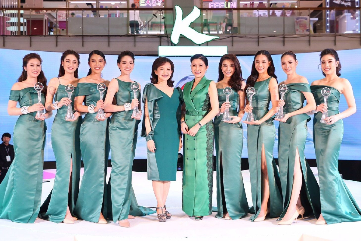 กสิกรไทยเผยโฉม KBank e-Girls Generation X กสิกรไทยเผยโฉม KBank e-Girls Generation X