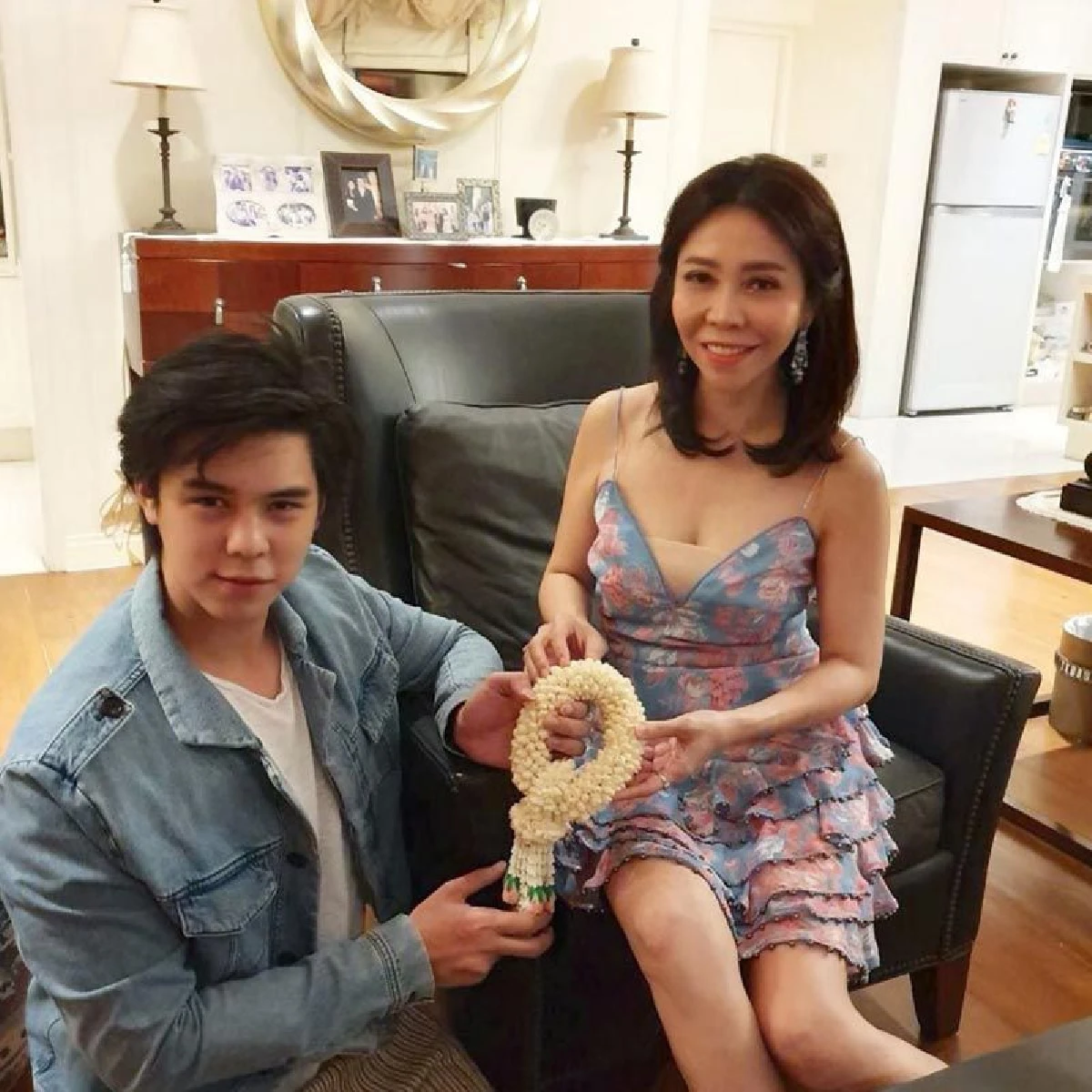 แม่พีช พชร เคลื่อนไหวครั้งแรก! หลังลูกชายออกมายอมรับเลิกกับ แพทริเซีย แล้ว