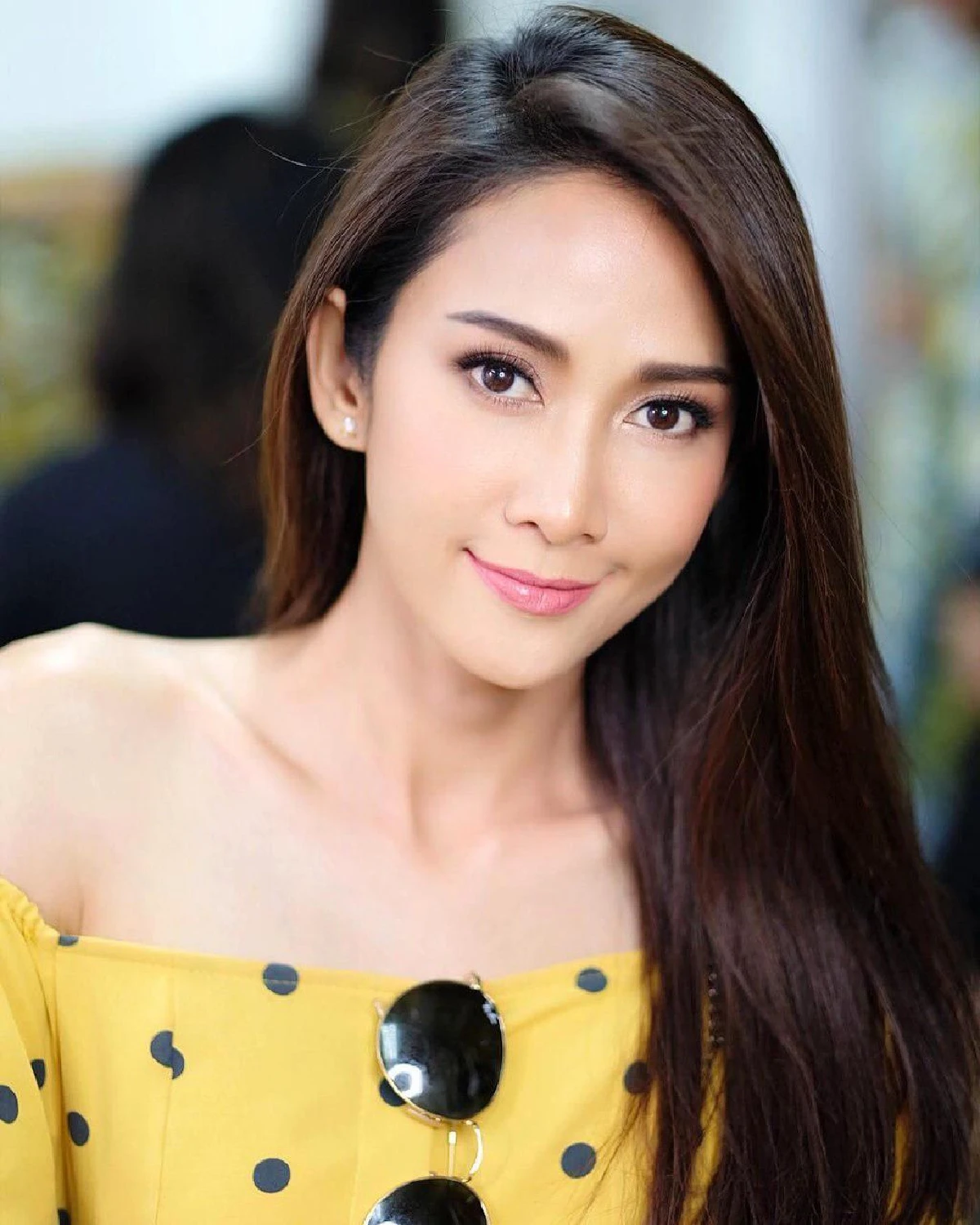 เซ็กซี่ไม่เบา! ยุ้ย จีรนันท์ ชวนแก๊งเพื่อนสลัดผ้าอวดหุ่นแซ่บนานๆที