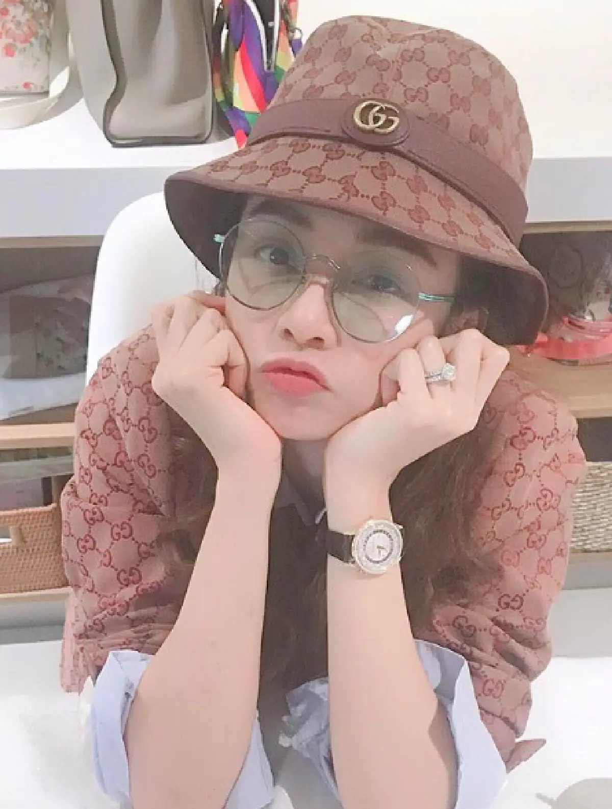 ชุดเดียวกัน..แต่สวยกันคนละแบบ! ส่องแฟชั่น “แม่ชม-แม่เป้ย” กับการแต่งตัวชิคๆ