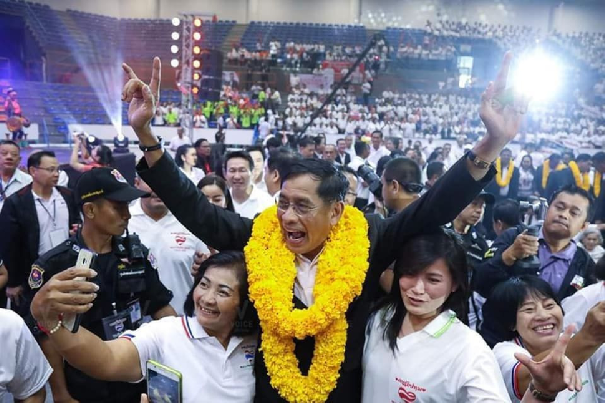 บิ๊กแจ๊ดเปิดตัวยิ่งใหญ่ชิงนายกฯอบจ.ปทุมธานี บิ๊กแจ๊ดเปิดตัวยิ่งใหญ่ชิงนายกฯอบจ.ปทุมธานี