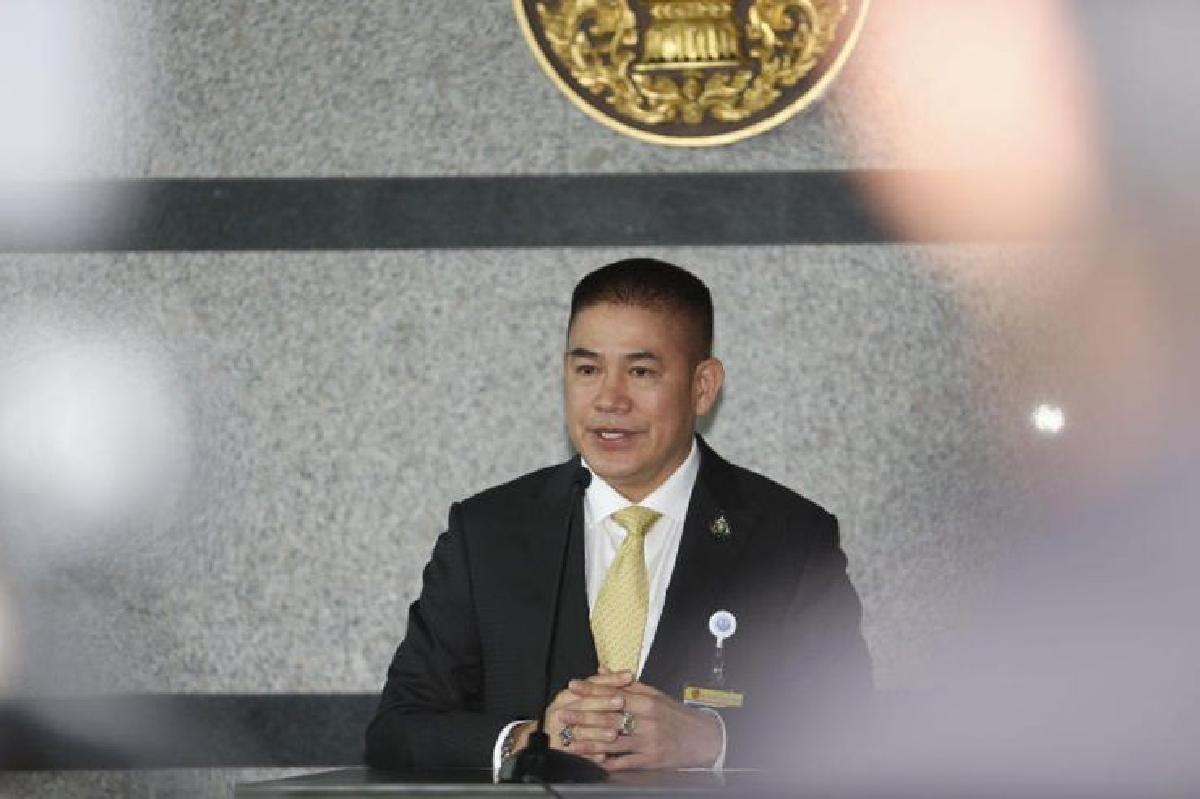 "ธรรมนัส" เผย 5 รมต.พลังประชารัฐ ไม่ลาออก สส. "ธรรมนัส" เผย 5 รมต.พลังประชารัฐ ไม่ลาออก สส.