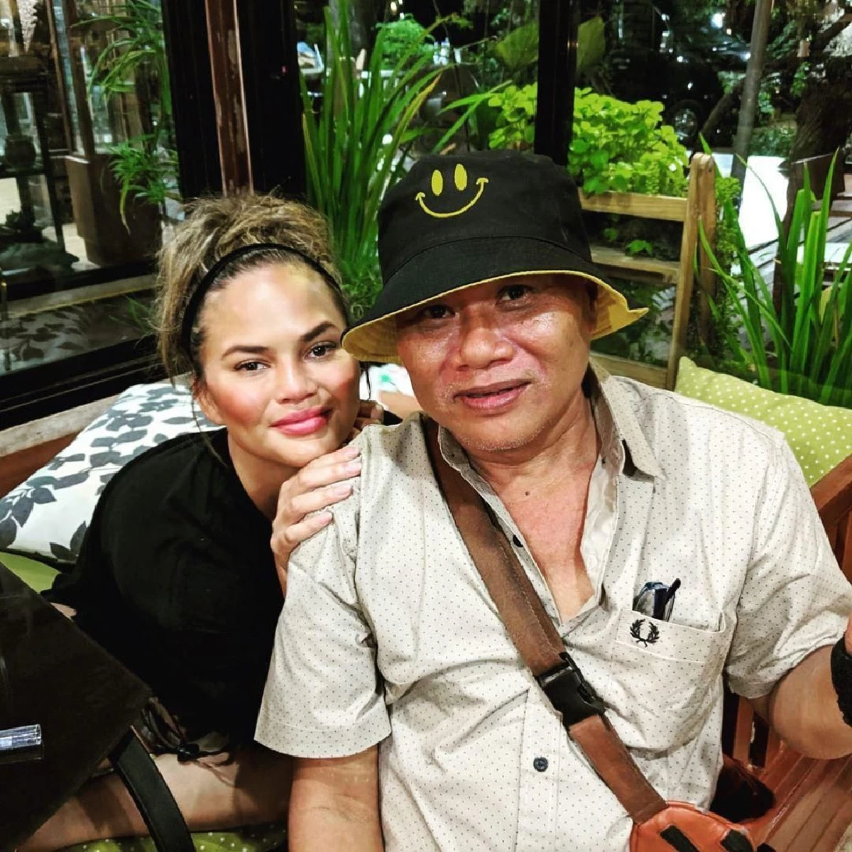 อบอุ่นน่ารักที่โคราช! คริสซี่ ไทเก้น สุดภูมิใจอวดภาพคู่คุณลุงอาชีพขับตุ๊กตุ๊ก